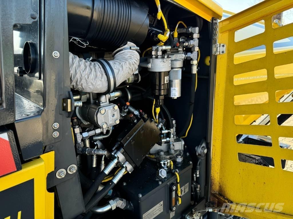 Bomag BF 300 C-2 Asfaltadoras
