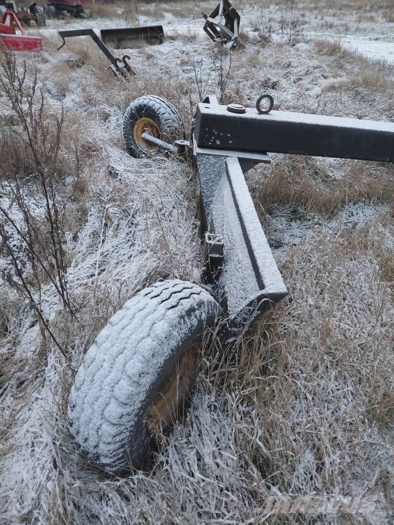  Takalana 300 Otros equipos para carreteras y quitanieves
