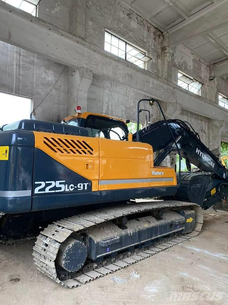 Hyundai 225LC-9 Excavadoras de cadenas
