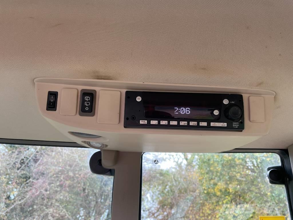 John Deere 6155 M Tractores