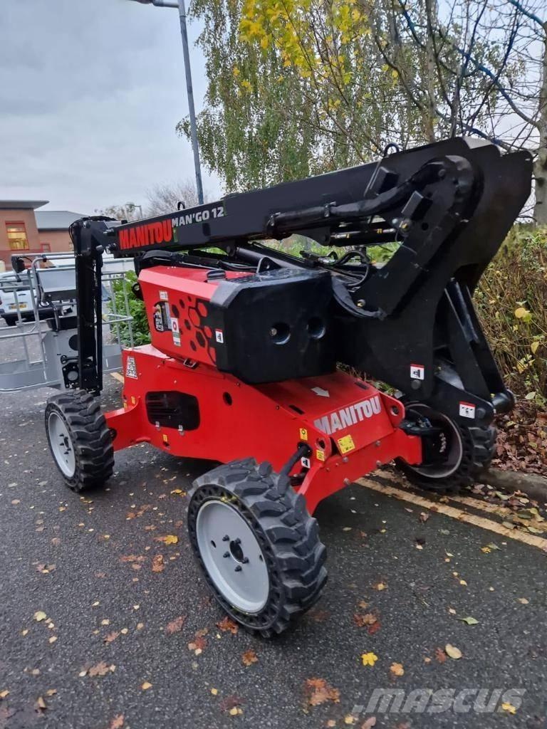 Manitou ManGo 12 Plataforma de trabajo articulada