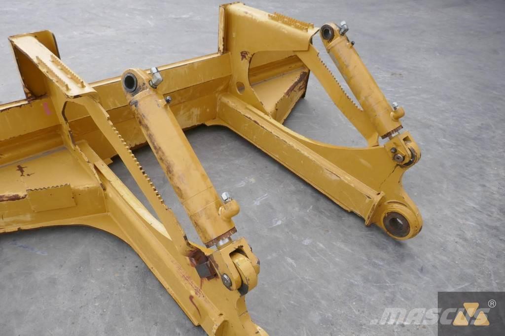 CAT Skidder blade Cuchillas