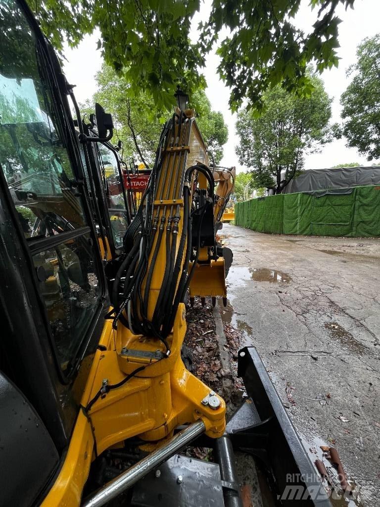 Komatsu PC 35 MR Mini excavadoras < 7t