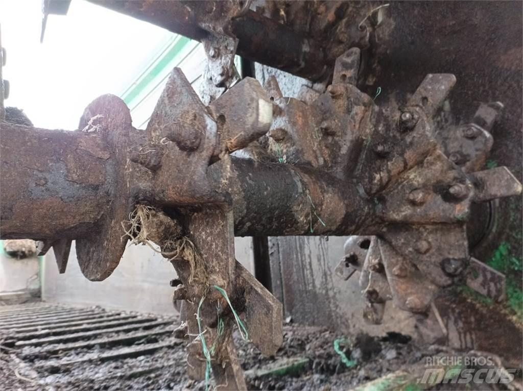 Tebbe HS 180 Remolques esparcidores de estiércol