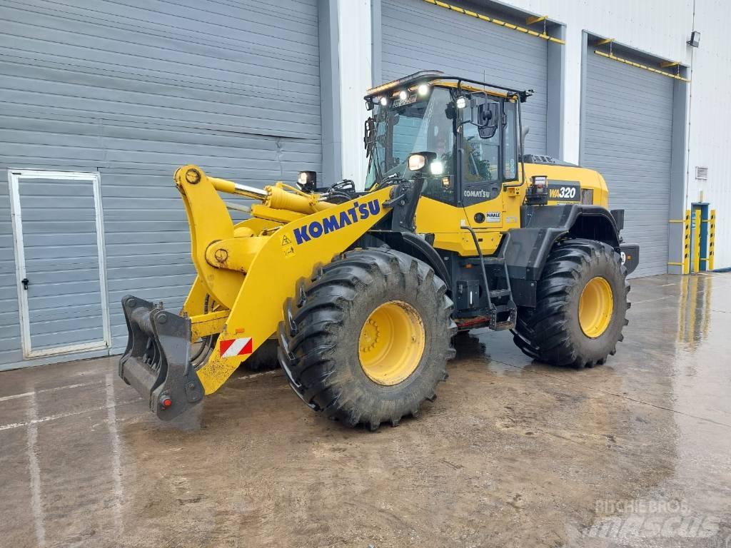 Komatsu WA320-8 Cargadoras sobre ruedas