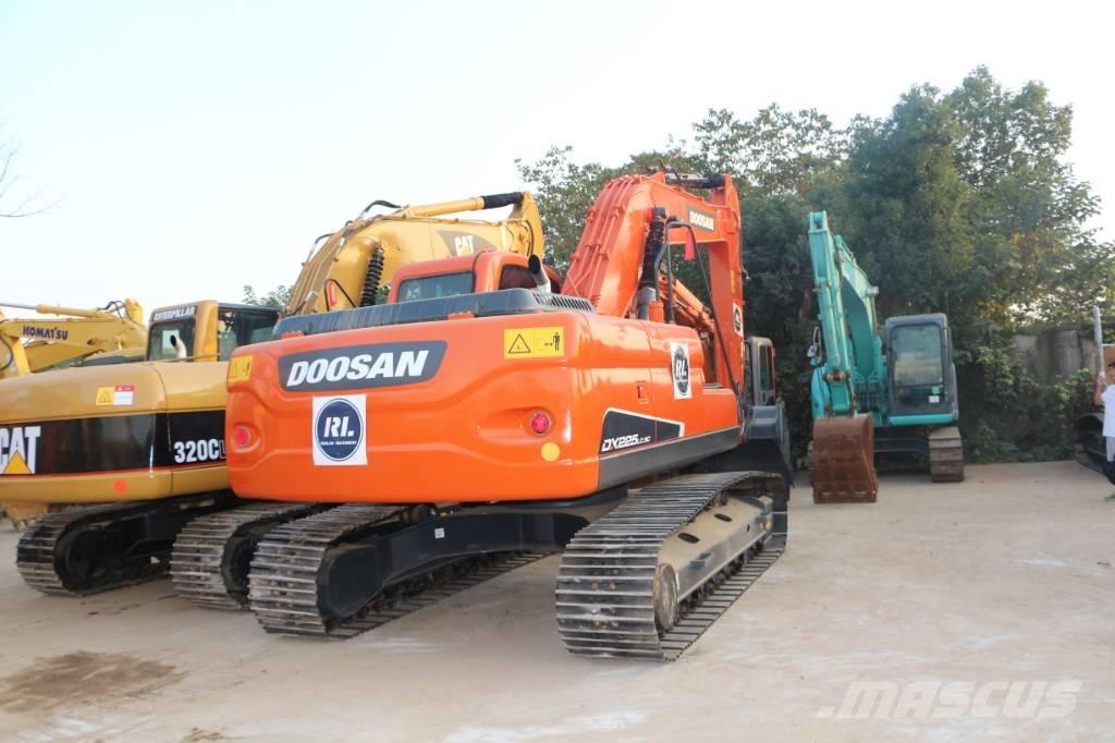 Doosan dx225 Excavadoras de cadenas