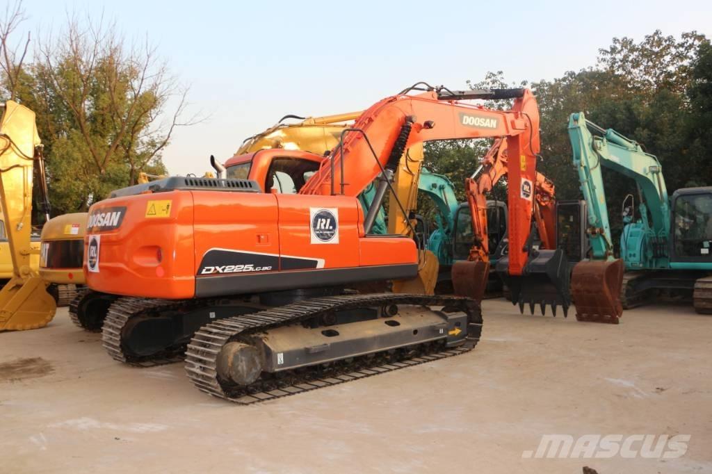 Doosan dx225 Excavadoras de cadenas