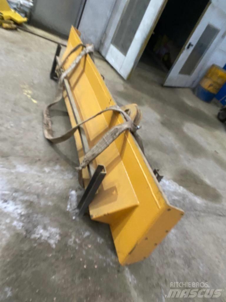 Volvo A 40 F Puertas traseras