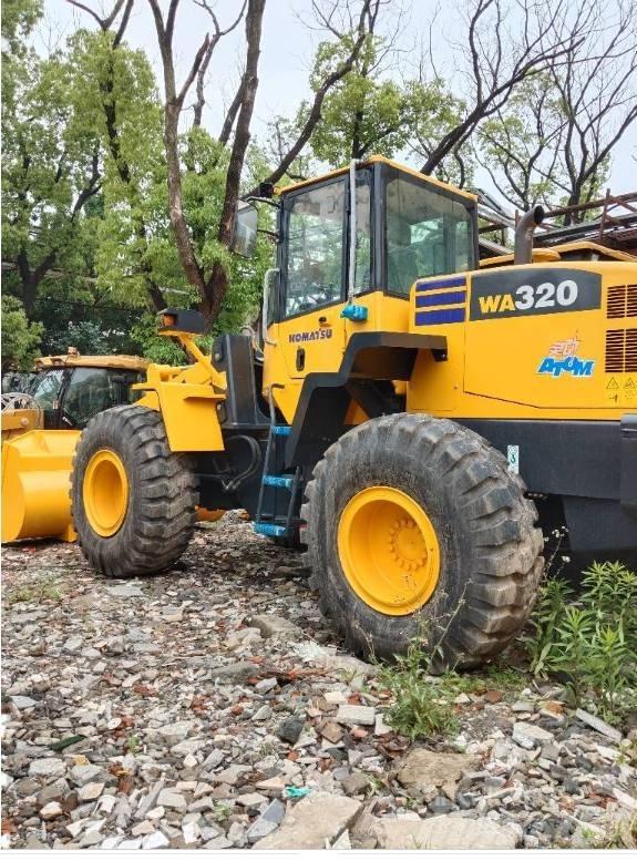 Komatsu WA 320-5 Cargadoras sobre ruedas