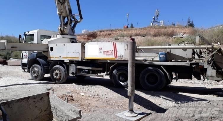 Betonstar 43M-5RZ Camión hormigonera