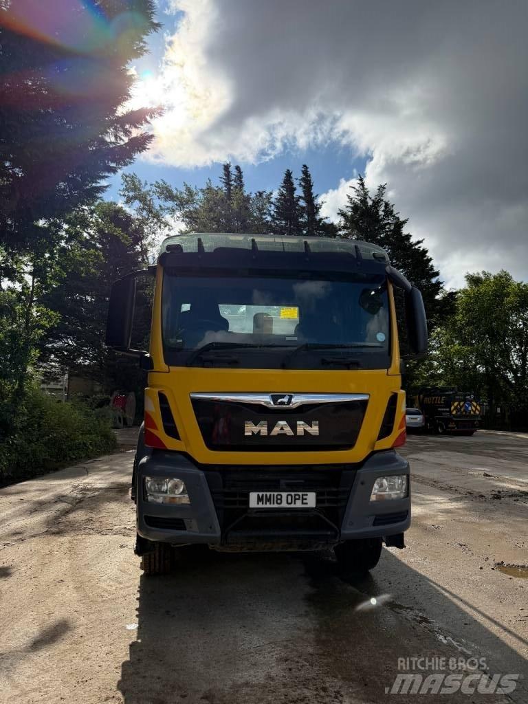 MAN TGS 35.420 Camiones bañeras basculantes o volquetes