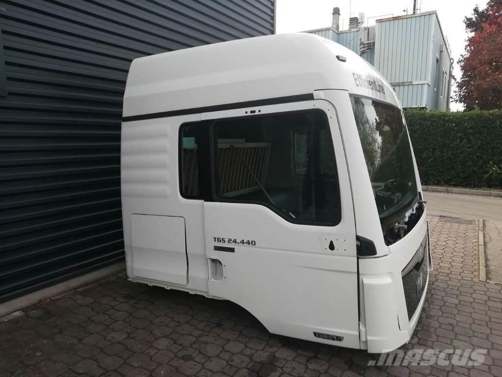 MAN TGS LX EURO 6 Cabinas e interior