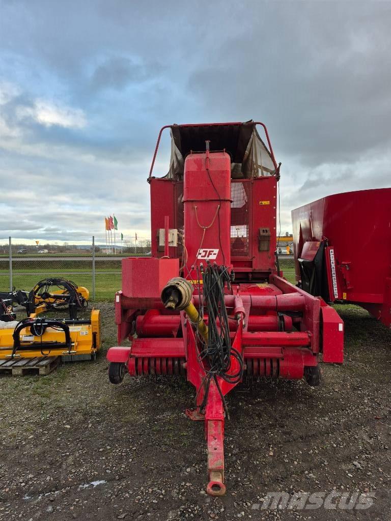 JF 3500 Remolques autocargadores