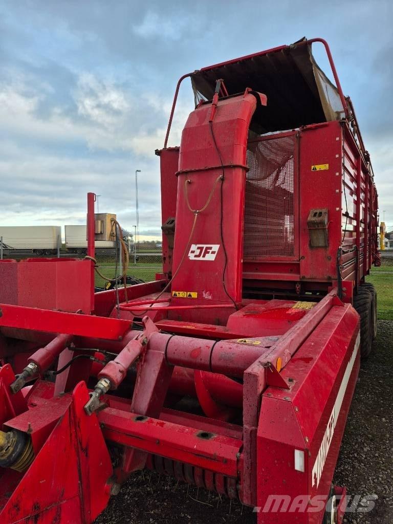 JF 3500 Remolques autocargadores