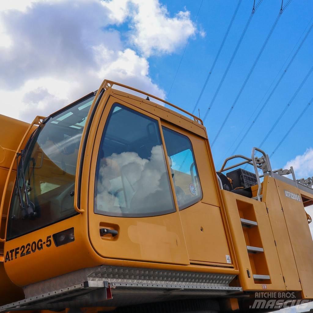 Tadano ATF 220G-5 Grúas todo terreno