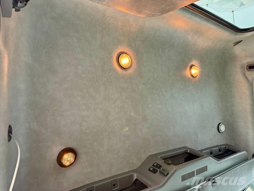 Mack GU813 Cabezas tractoras