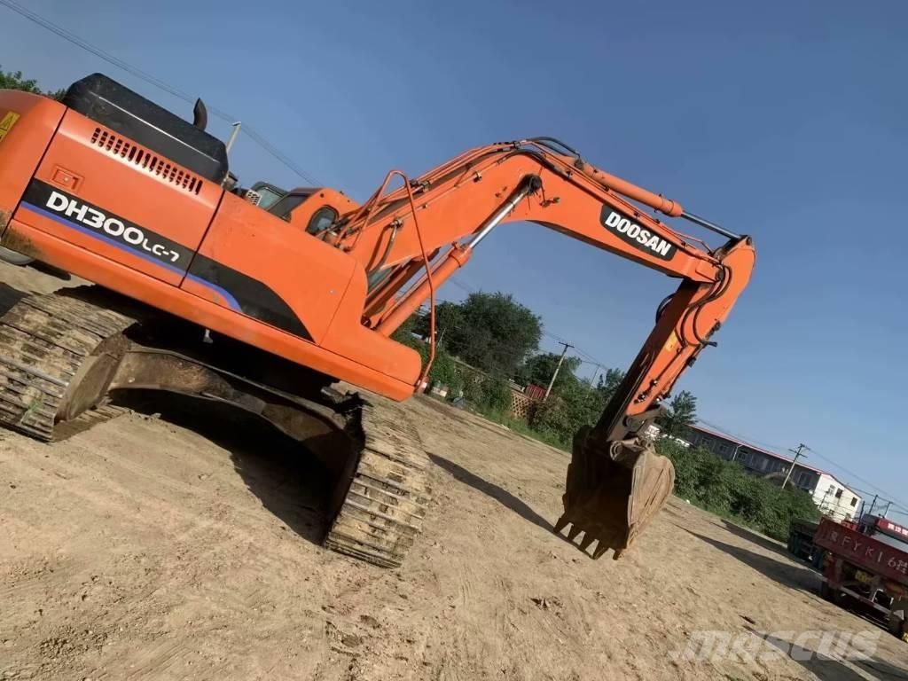 Doosan DH300 Excavadoras de cadenas