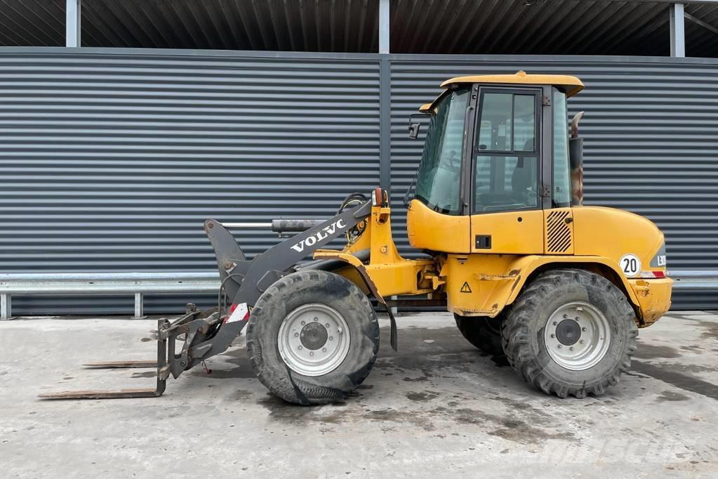 Volvo L 30 ZX Cargadoras sobre ruedas