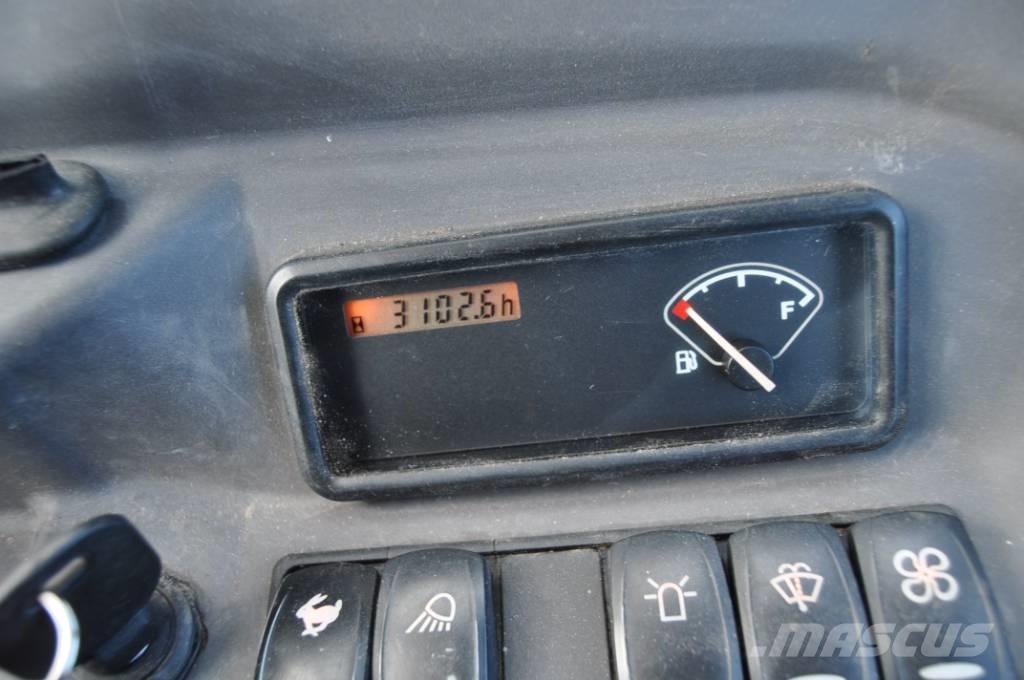 Volvo EC 27 D Mini excavadoras < 7t