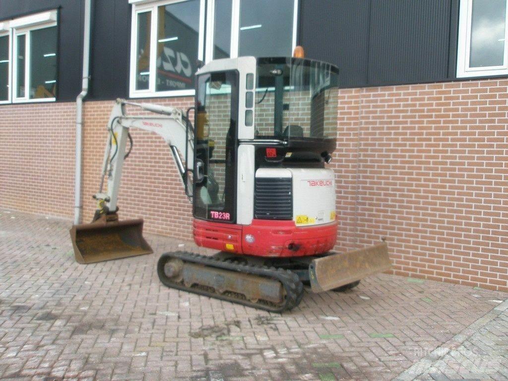 Takeuchi TB23R Mini excavadoras < 7t