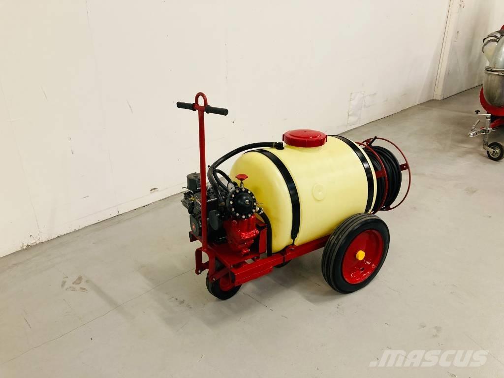 Hardi TR3-200 Pulverizadores arrastrados