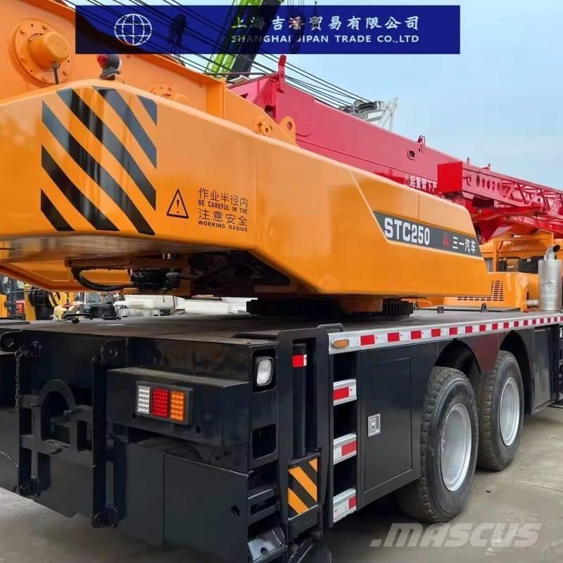 Sany STC 250 Grúas todo terreno