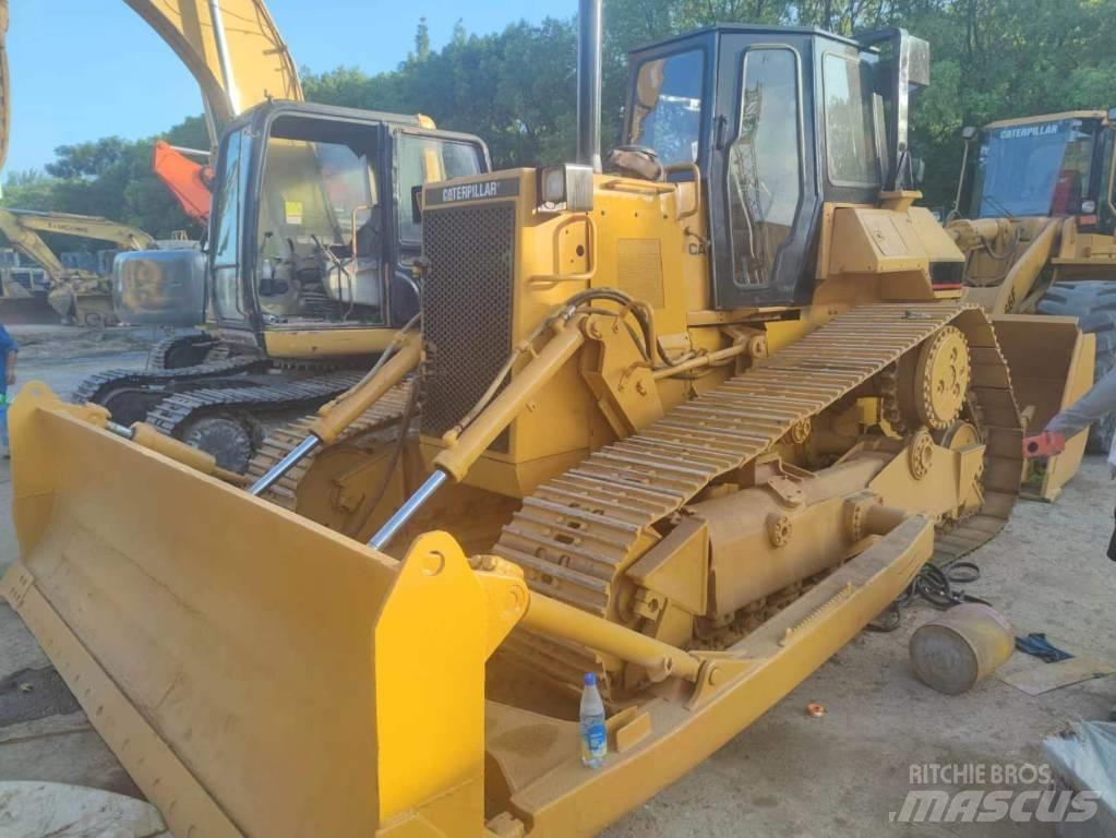 CAT D 6 R Buldozer sobre oruga
