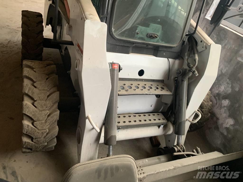 Bobcat S 300 Minicargadoras