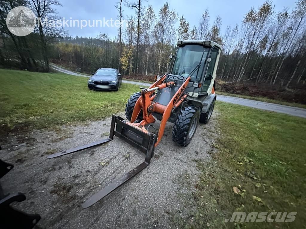 Atlas 65 Cargadoras sobre ruedas