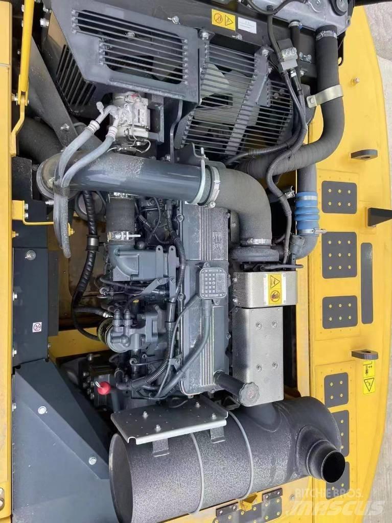 Komatsu PC 390 LC-10 Excavadoras de cadenas