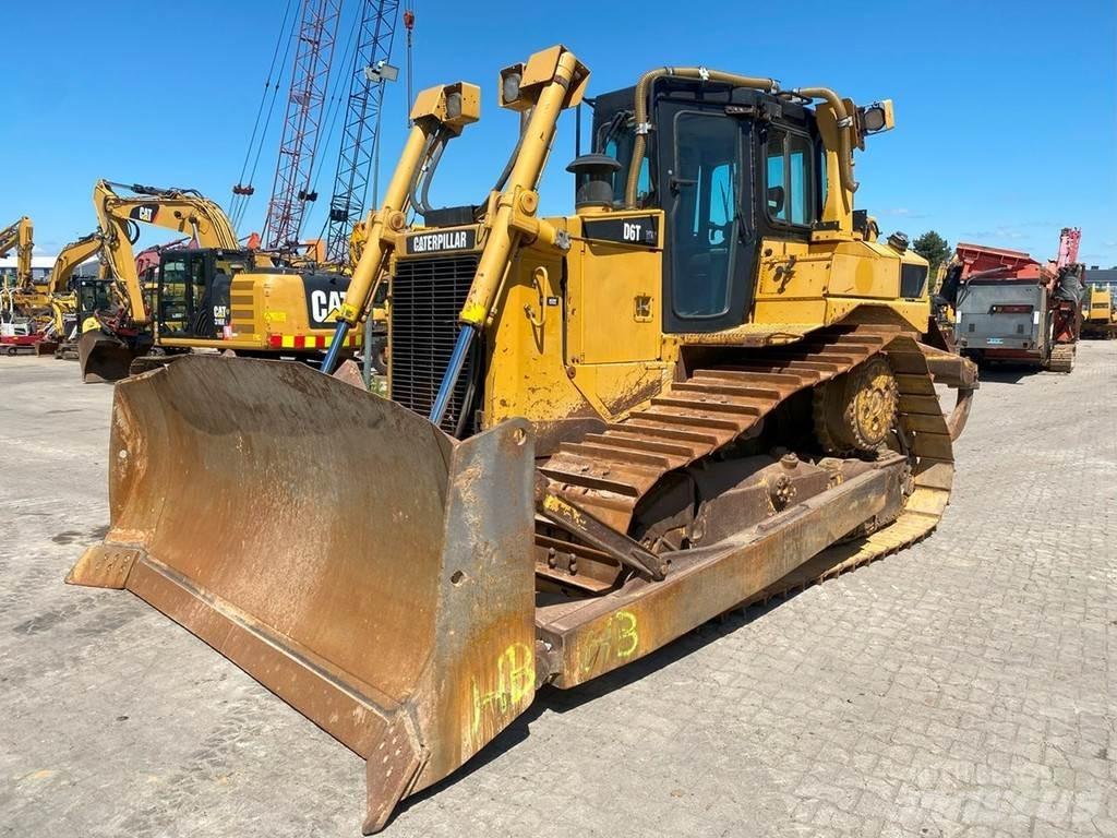 CAT D6T XW NVT Buldozer sobre oruga