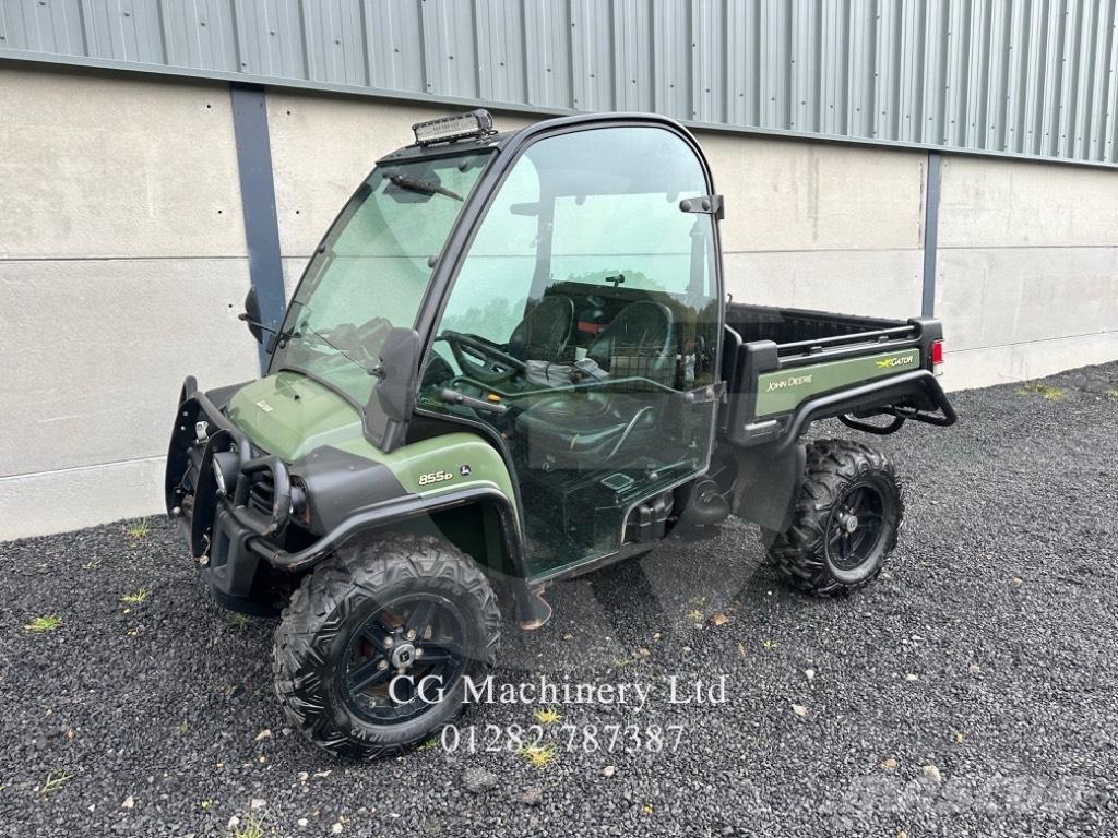 John Deere 855 D Maquinaria para servicios públicos