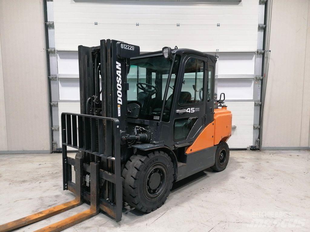 Doosan G45SC-7 Carretillas LPG