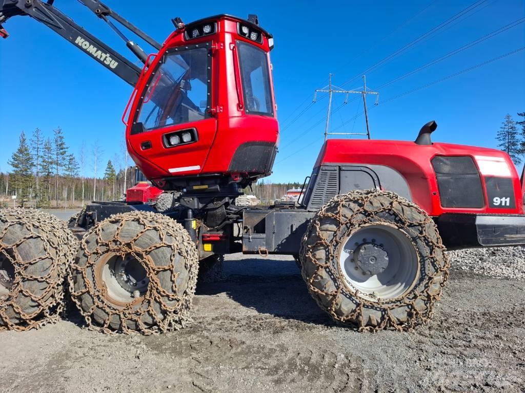Komatsu 911.6 Cosechadoras