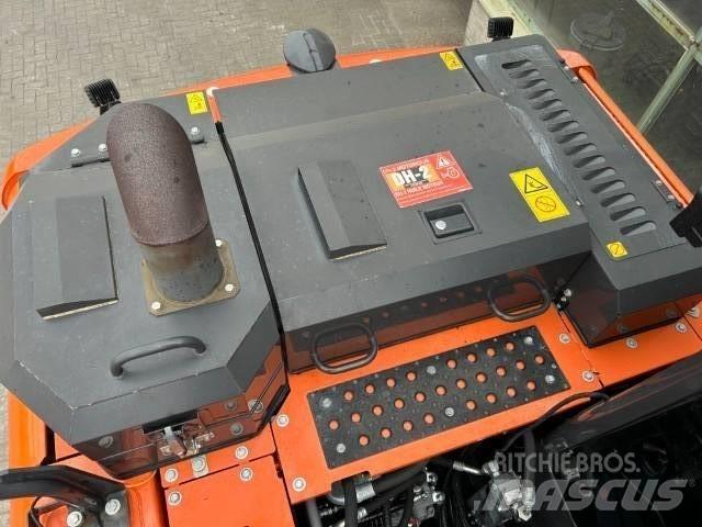 Hitachi ZX 140 W-6 Excavadoras de ruedas