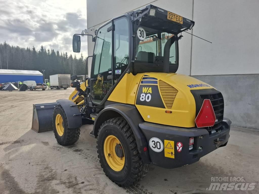 Komatsu WA 80-6 Cargadoras sobre ruedas