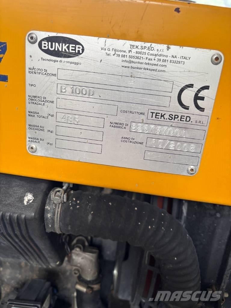  BUNKER B100D Camión hormigonera