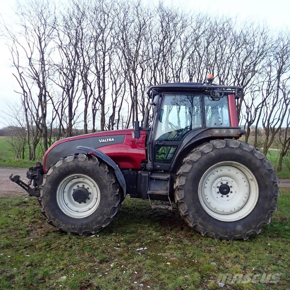 Valtra T 170 Tractores