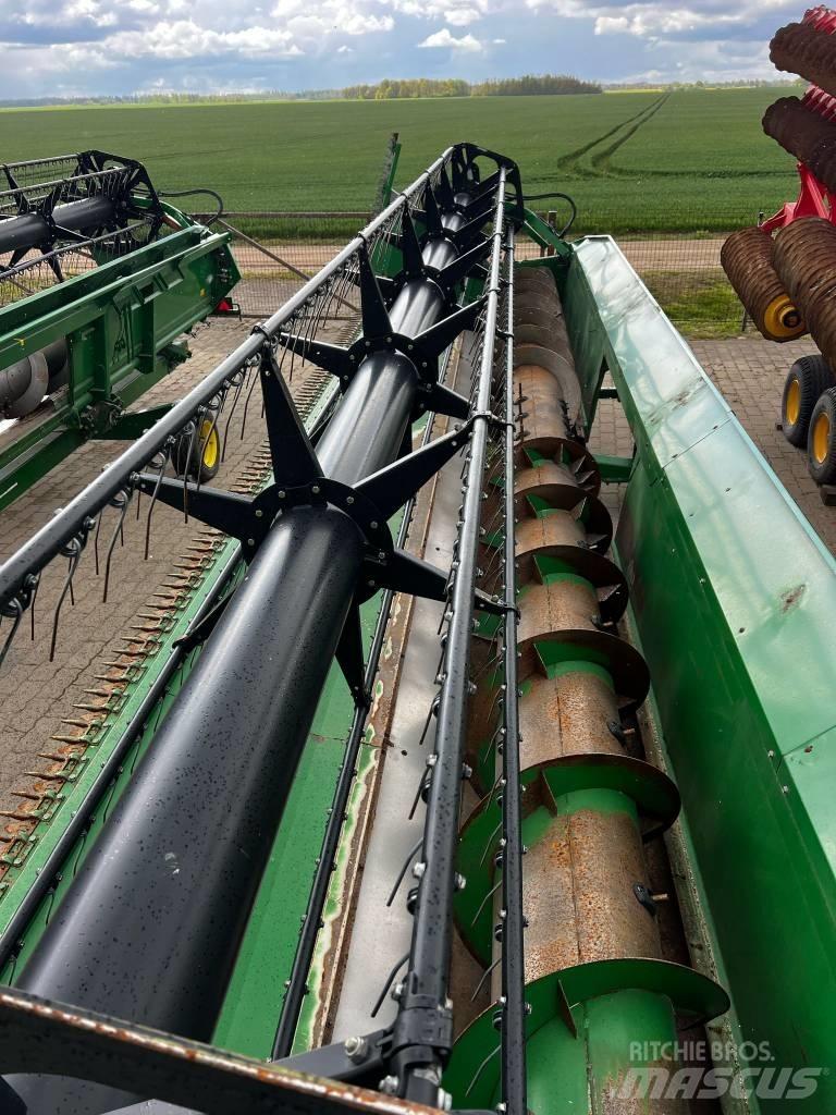 John Deere 630 R Cabezales de cosechadoras combinadas