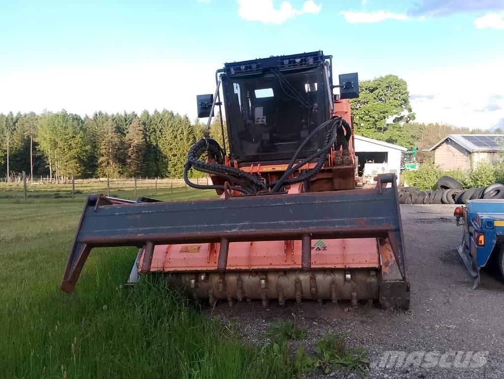 Prime Tech P 475 Tractor forestal