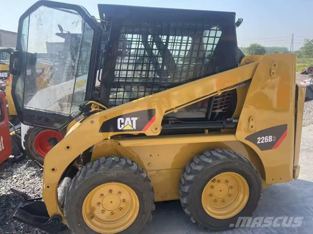 CAT 226 B 3 Minicargadoras