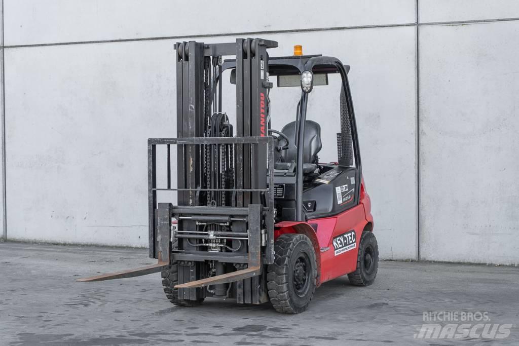 Manitou MI 25 D Carretillas diesel