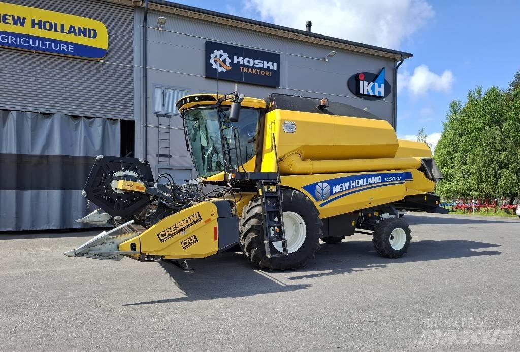 New Holland TC 5070 Cosechadoras combinadas