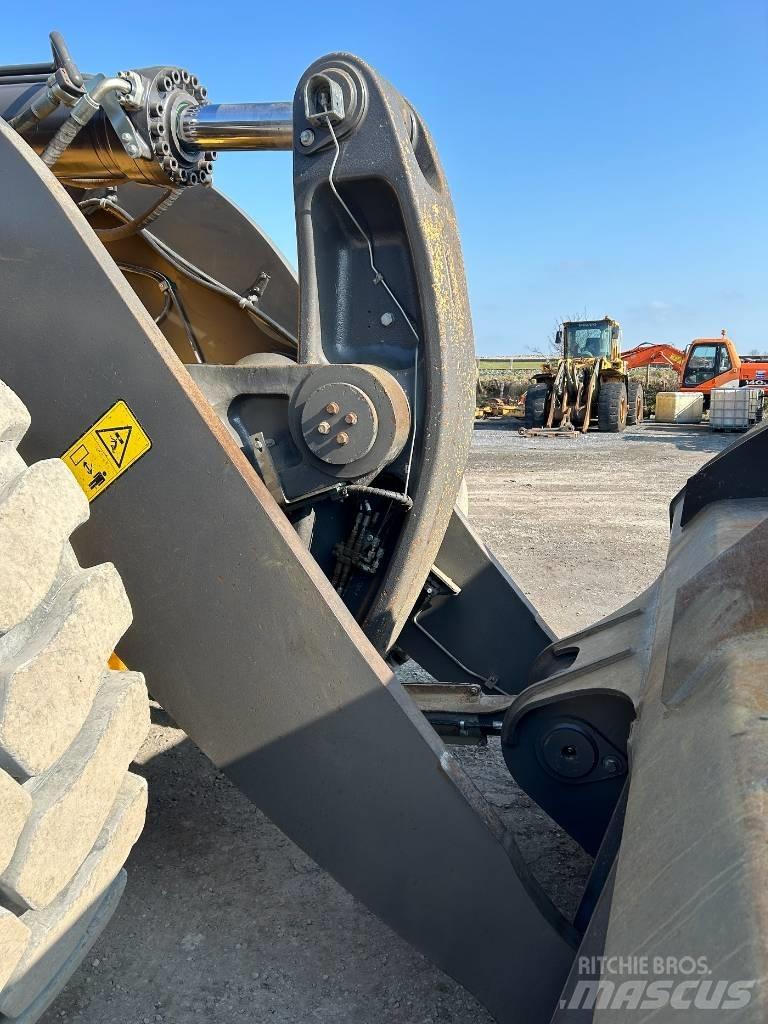 Volvo L 260 H Cargadoras sobre ruedas