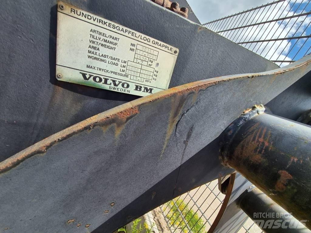 Volvo BM Holzgreifer Excavadoras de manutención