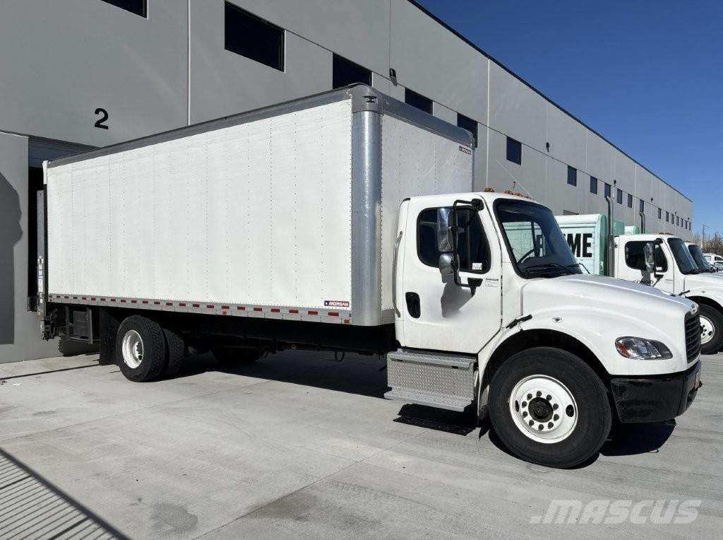 Freightliner M2 Camiones caja cerrada