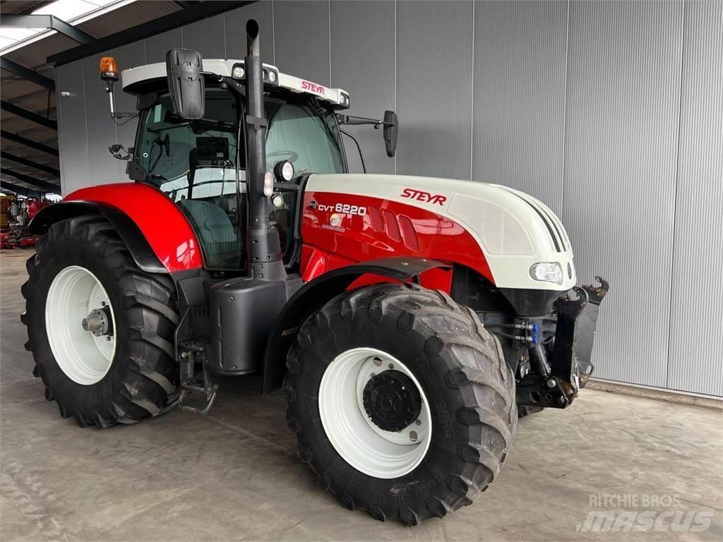 Steyr CVT 6220 Tractores