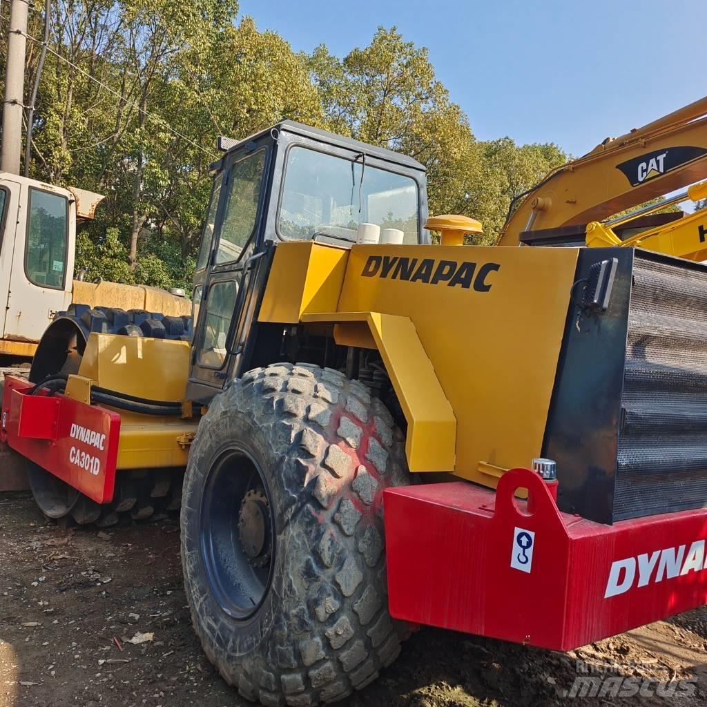 Dynapac CA 30 D Rodillos de un solo tambor