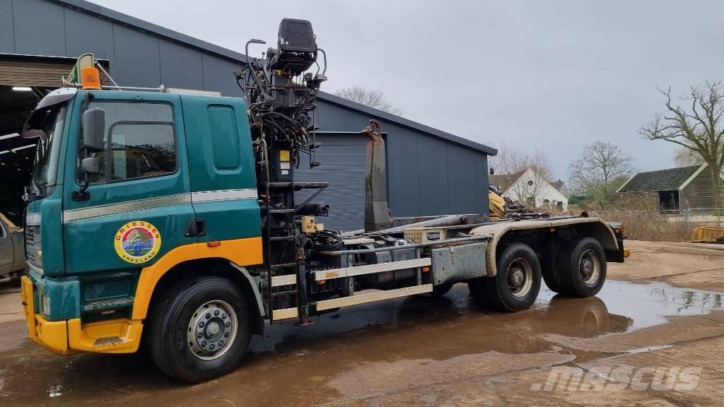 Ginaf M 3232-S Camiones polibrazo