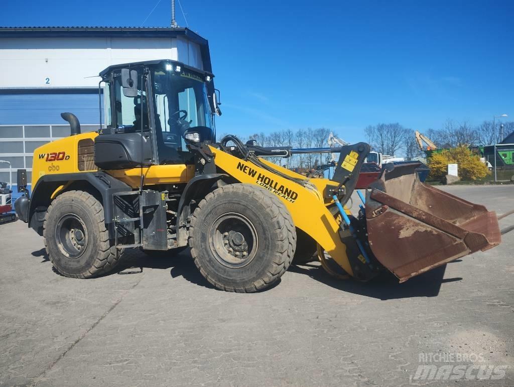 New Holland W130D LR Cargadoras sobre ruedas